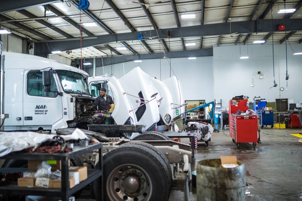 Truck Fleet Maintenance Guide: 3 Strategies For Success