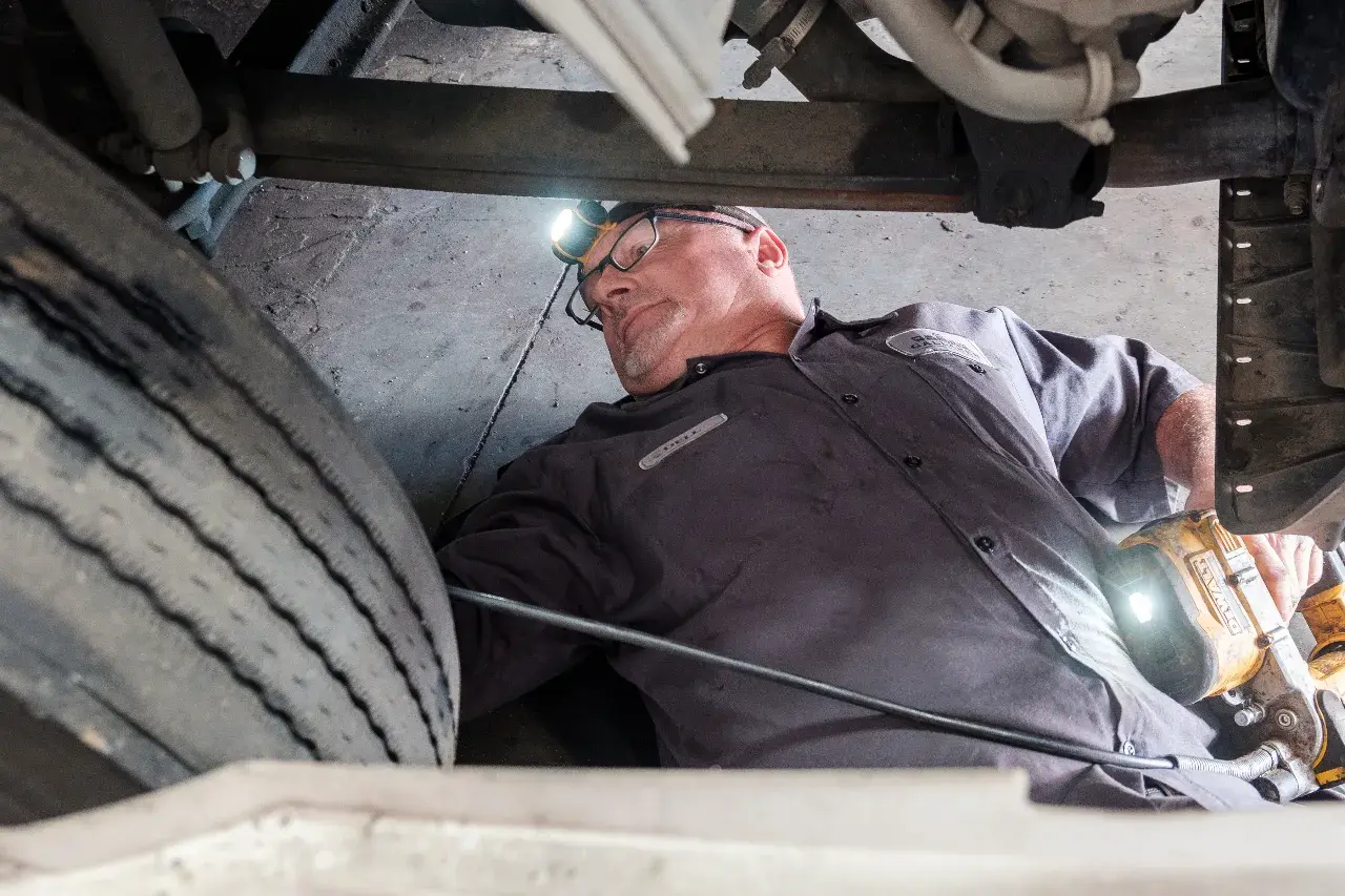 How to Spot the Signs of Misaligned Wheels on Your Semi-Truck